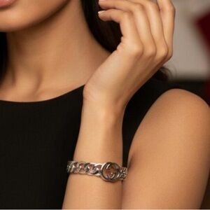 Gucci Vintage Silver Interlocking Chain Cuff Bracelet